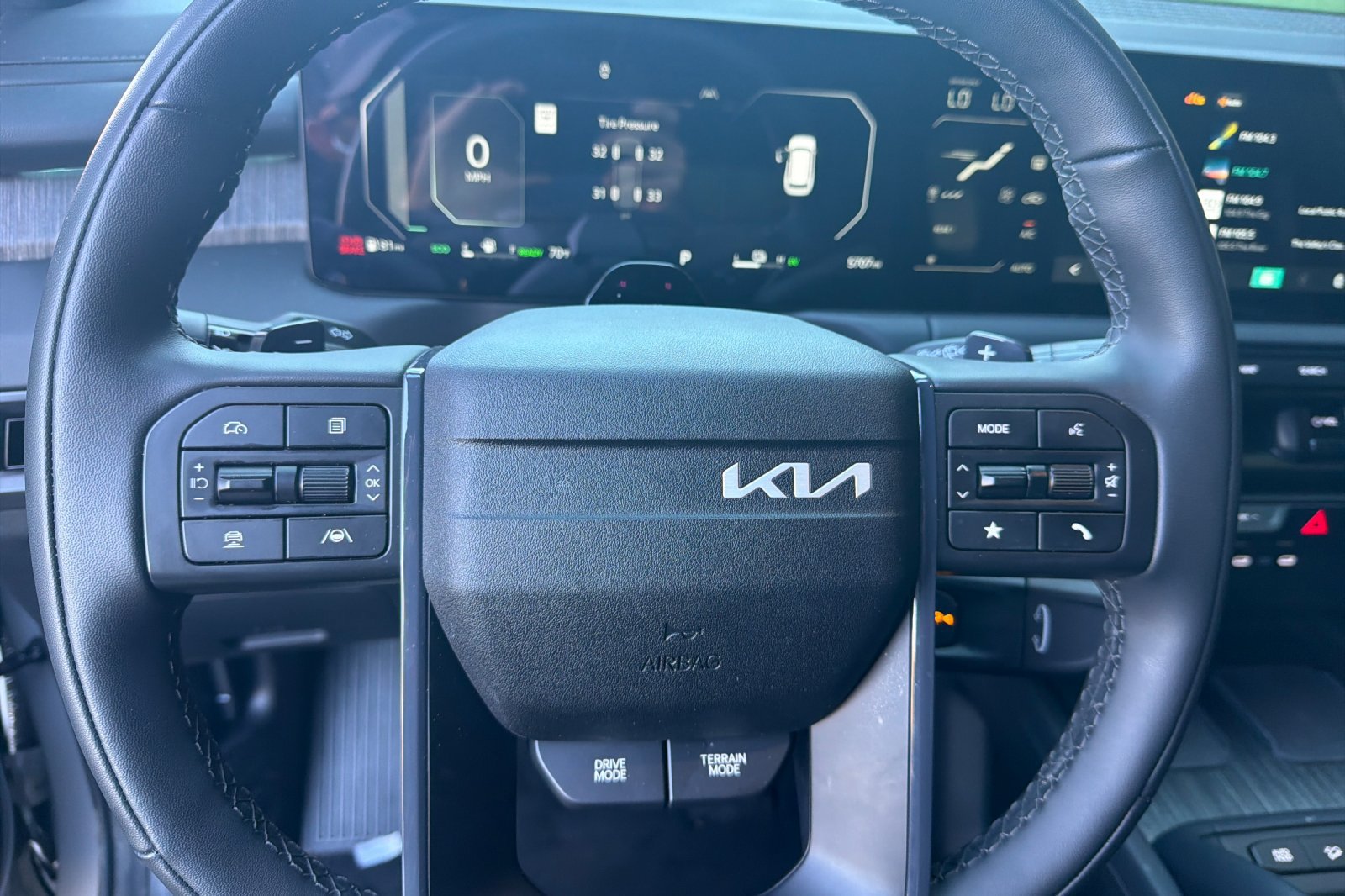 Used 2027 Kia Telluride X-Line SX Prestige AWD/4WD image 22