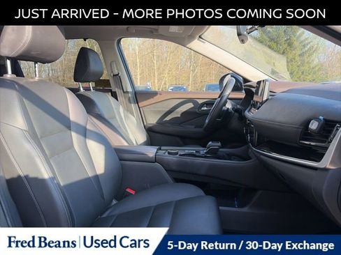 Certified 2022 Nissan Rogue SL w/ SL Premium Package image 16