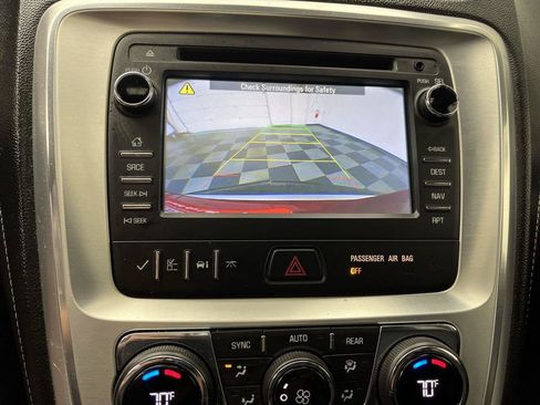 Used 2013 GMC Acadia SLT AWD/4WD image 6