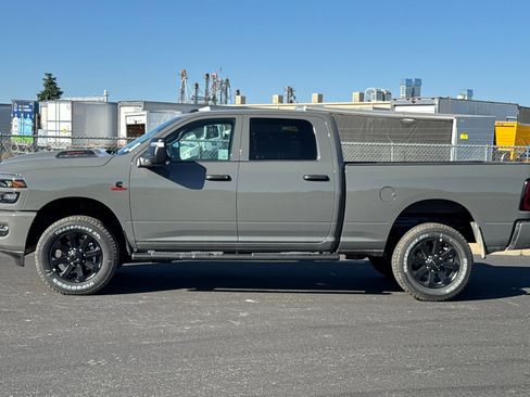 New 2026 RAM 2500 Tradesman AWD/4WD image 6