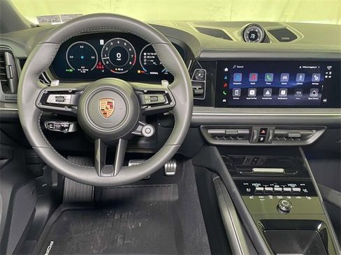 New 2026 Porsche Cayenne S image 28