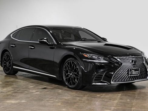 Used 2018 Lexus LS 500 w/ Luxury Package image 9
