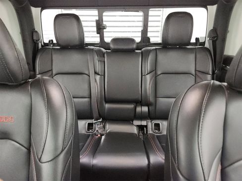 Used 2022 Jeep Gladiator Rubicon w/ Cold Weather Group image 7