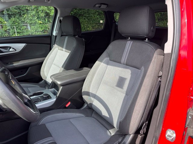 Used 2024 Chevrolet Blazer LT FWD image 13