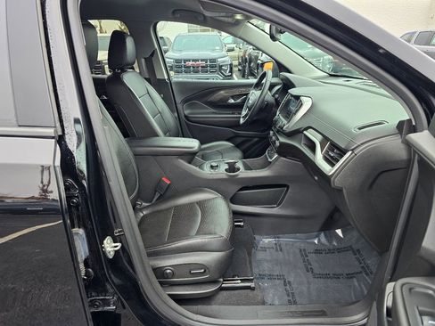 Certified 2022 GMC Terrain SLT w/ LPO, Floor Liner Package image 36