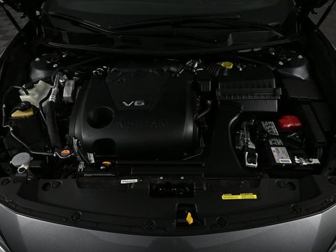 Used 2023 Nissan Maxima SR w/ Sport Mat Group image 30