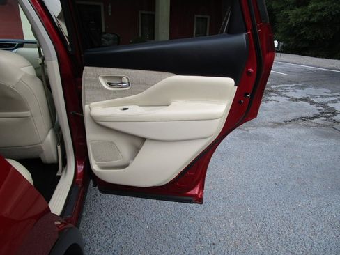 Used 2019 Nissan Murano SL FWD image 29