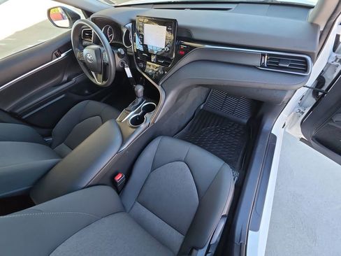 Used 2023 Toyota Camry LE image 29