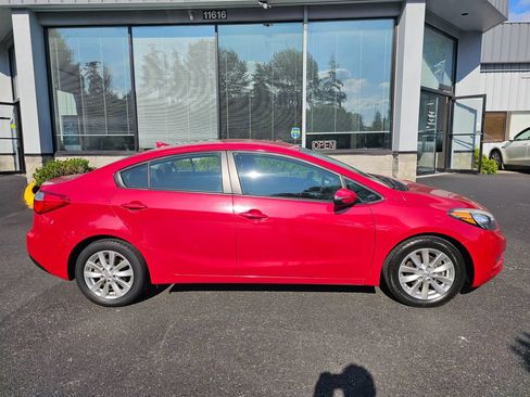 Used 2016 Kia Forte LX w/ LX Popular Plus Package FWD image 8
