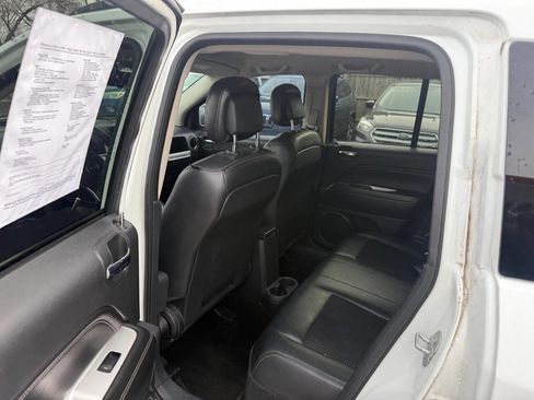 Used 2016 Jeep Compass Latitude image 21