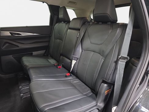 Certified 2023 INFINITI QX60 Luxe w/ Cargo Package AWD/4WD image 11