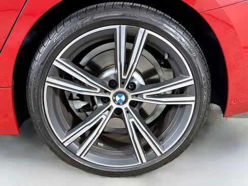 Used 2021 BMW 330i xDrive Sedan w/ Premium Package AWD/4WD image 32