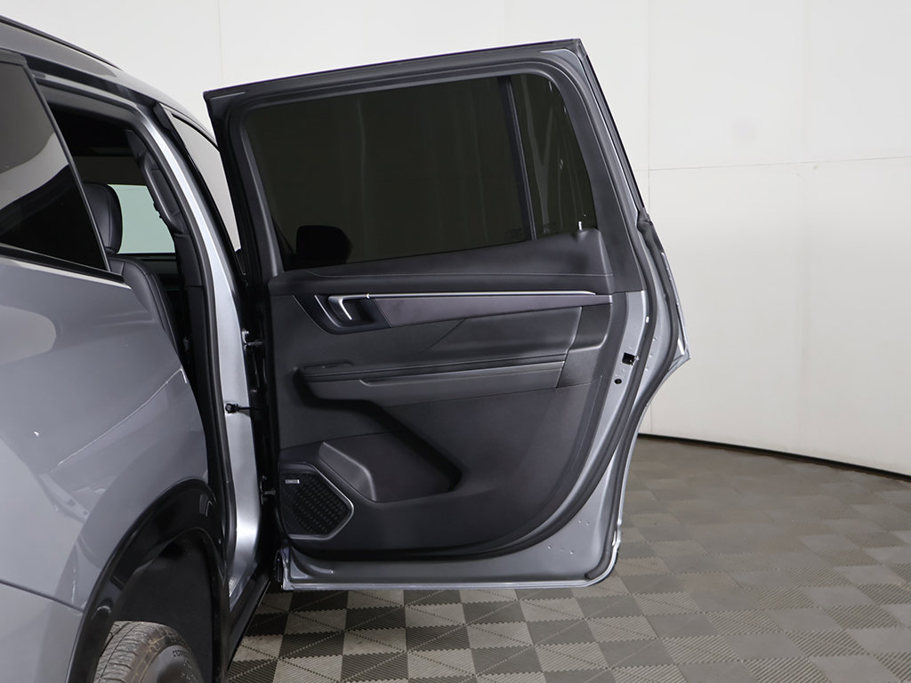Used 2026 Buick Enclave Sport Touring w/ Power Package FWD image 25