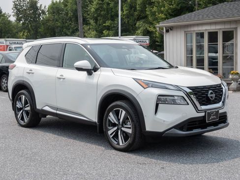 Used 2023 Nissan Rogue SL w/ SL Premium Package AWD/4WD image 4
