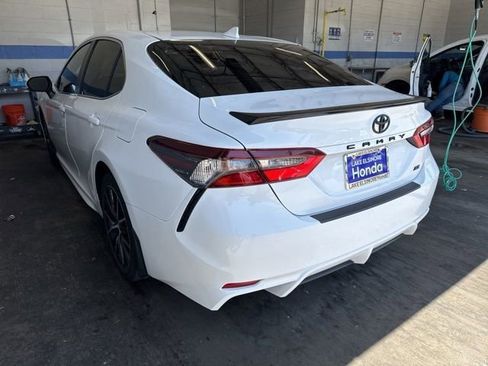 Used 2023 Toyota Camry SE FWD image 2