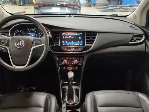 Used 2019 Buick Encore Essence image 18