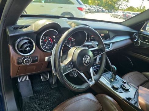Used 2018 Alfa Romeo Stelvio Ti Sport AWD/4WD image 13