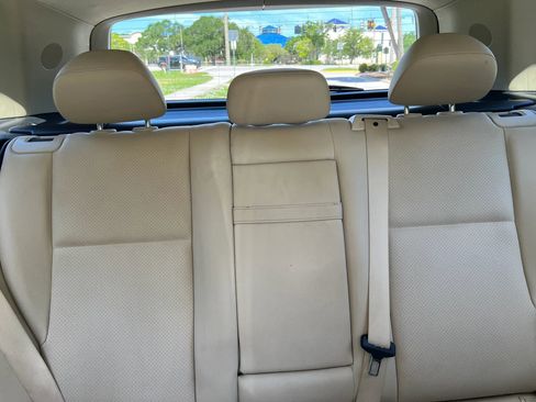 Used 2015 Mercedes-Benz GLK 350 2WD image 35