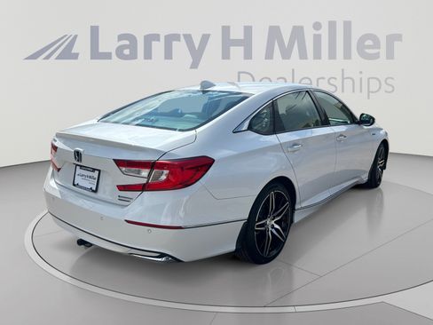 Used 2022 Honda Accord Touring image 6