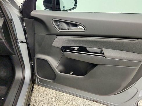 Used 2024 Honda Prologue EX image 23