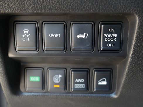 Used 2015 Nissan Rogue SL w/ SL Premium Package AWD/4WD image 26