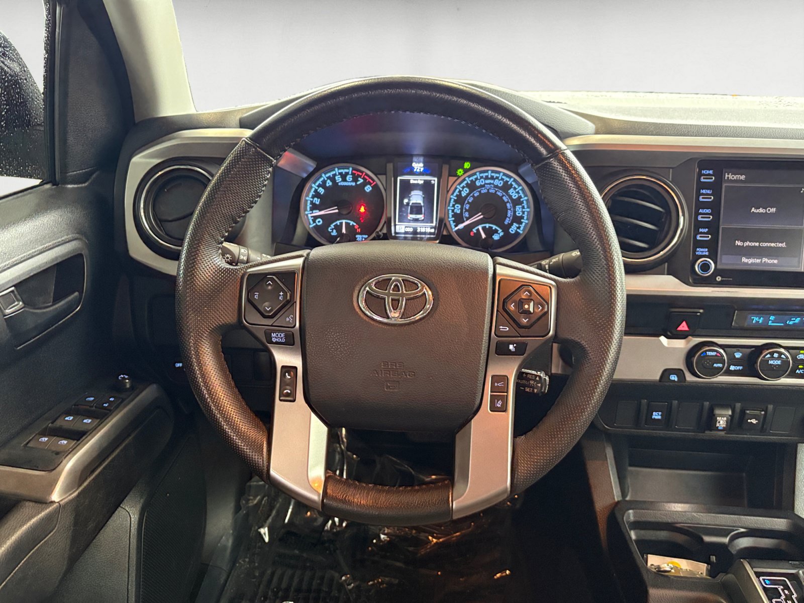 Used 2023 Toyota Tacoma SR5 RWD image 11