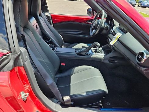 New 2025 MAZDA MX-5 Miata RF Grand Touring image 17