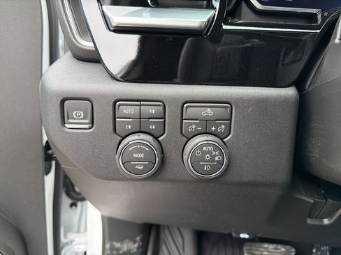 New 2026 Chevrolet Silverado 1500 RST AWD/4WD image 21