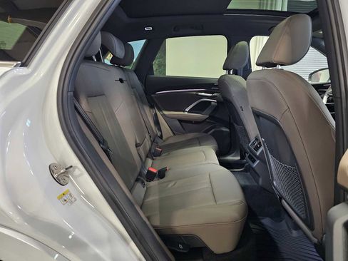 New 2025 Audi Q5 Premium Plus image 12
