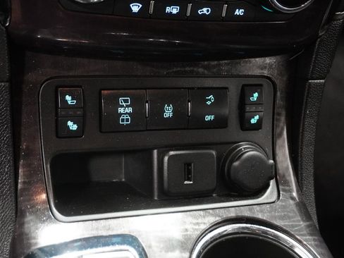 Used 2016 Buick Enclave Leather image 26