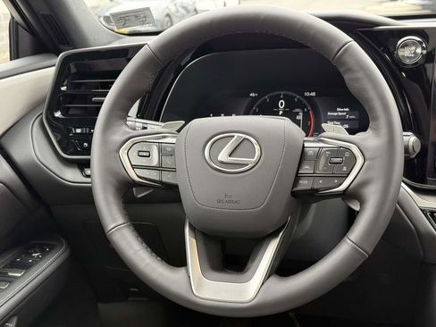 Used 2026 Lexus TX 350 AWD w/ Technology Package image 9