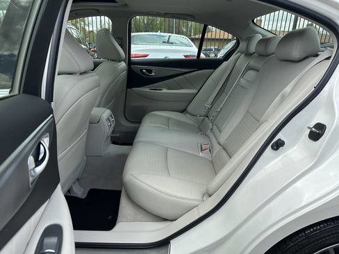Used 2016 INFINITI Q50 Red Sport 400 AWD/4WD image 14