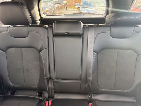 New 2025 Jeep Grand Cherokee Altitude AWD/4WD image 15