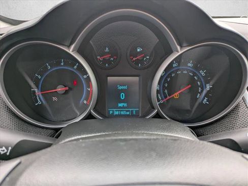 Used 2012 Chevrolet Cruze LT FWD image 10