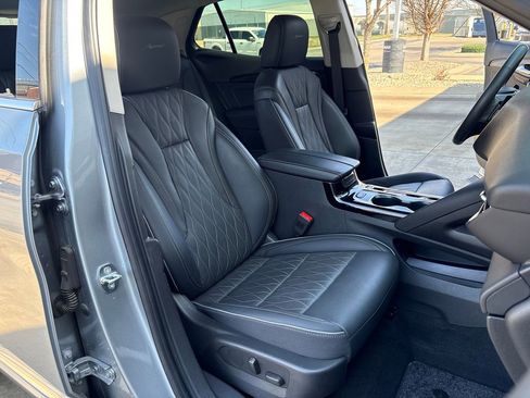 Certified 2023 Buick Envision Avenir image 41