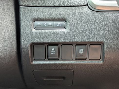 Certified 2024 Nissan Murano SV FWD image 26