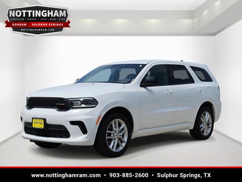 Used 2025 Dodge Durango GT AWD/4WD image 3