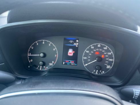 Used 2023 Toyota Corolla Cross LE FWD image 22