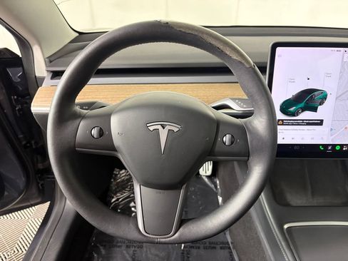 Used 2022 Tesla Model 3 Long Range AWD/4WD image 15