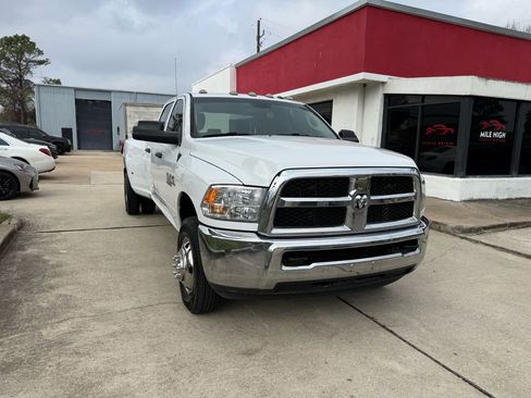 Used 2018 RAM 3500 Tradesman w/ Chrome Appearance Group image 1
