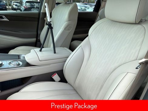 Used 2023 Genesis GV80 2.5T w/ Prestige Package image 21