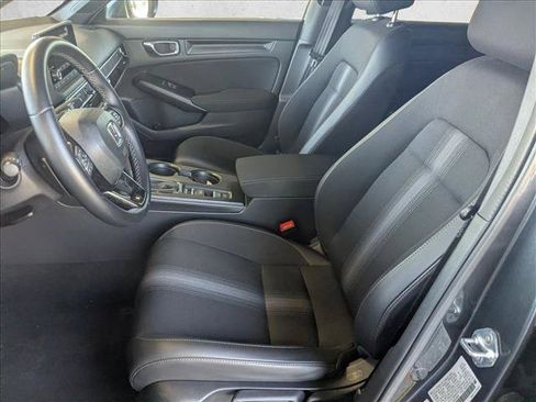 Used 2025 Honda Civic Sport image 15