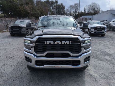New 2026 RAM 2500 Tradesman AWD/4WD image 3