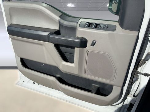 Used 2020 Ford F350 XL w/ Power Equipment Group image 19