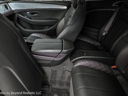 Used 2023 Bentley Continental GT V8 image 34