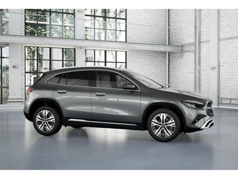 New 2026 Mercedes-Benz GLA 250 4MATIC image 14