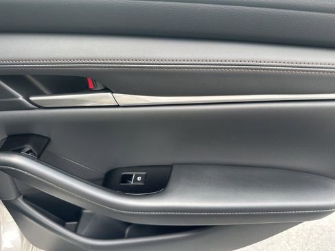 New 2026 MAZDA MAZDA3 2.5 S Sedan w/ Preferred Pkg FWD image 13