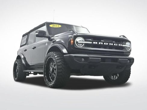 Used 2024 Ford Bronco Outer Banks AWD/4WD image 42