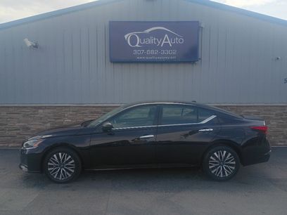 Used 2025 Nissan Altima 2.5 SV