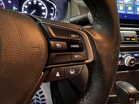 Used 2022 Honda Accord Sport image 15